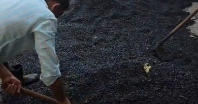 कोंढवा खुर्दमध्ये संशयास्पद रस्ता काम? बाळाजी ट्रेडर्ससमोर डांबरीकरण; PMC अधिकाऱ्यांवर संगनमताचा आरोपपुणे :apcs in